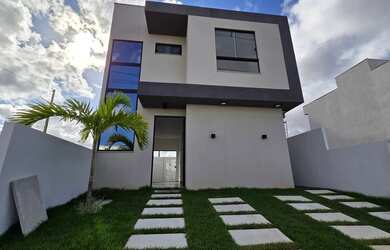 Imagem: A casa em condomínio possui 3 Dormitórios, 3 Banheiros, 2