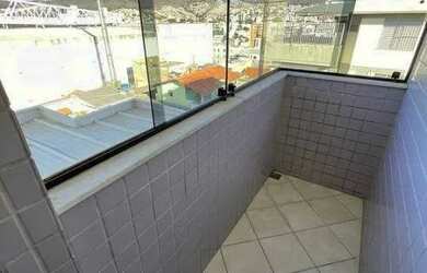 Imagem: O apartamento na cobertura possui 3 Dormitórios, 2 Banheiros