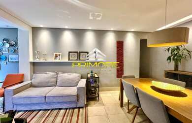 Imagem: O apartamento possui 2 Dormitórios, 1 Banheiro, 2 Vagas na