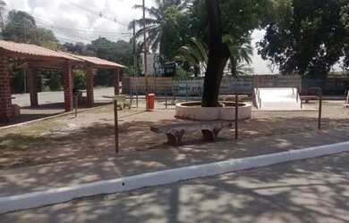 Imagem: O apartamento possui 3 Dormitórios, 1 Banheiro, 1 Vaga na garagem