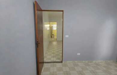 Imagem 5: Térrea para aluguel possui 50 metros quadrados com 1 quarto em Santa...