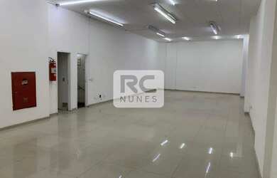 Imagem: O depósito possui m² de Área e está localizado em Barro