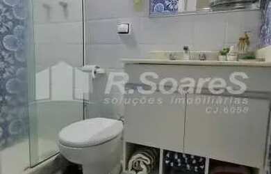 Imagem 11: Rua Assis Brasil, apartamento de quarto quartos, dois banheiros sociais, dependência compl