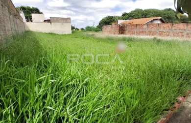 Imagem: O terreno possui 12m² de Área, Imóvel novo e está localizado