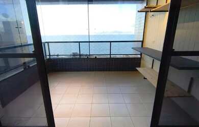 Imagem: O apartamento possui 4 Dormitórios, 4 Banheiros, 4 Vagas na