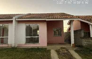 Imagem: A casa possui 2 Dormitórios, 1 Banheiro, 182m² de Área e