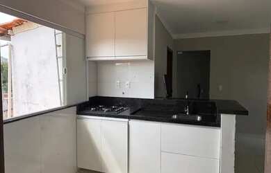 Imagem: O apartamento possui 2 Dormitórios e está localizado em Itapuã