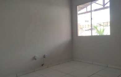 Imagem: A casa possui 2 Dormitórios, 1 Banheiro, 3 Vagas na garagem