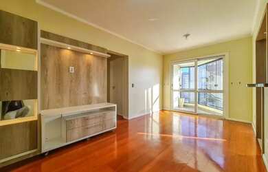 Imagem: O apartamento possui 1 Dormitório, 1 Banheiro, 53m² de Área