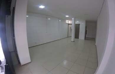 Imagem: O depósito para alugar possui e está localizado em Buritis