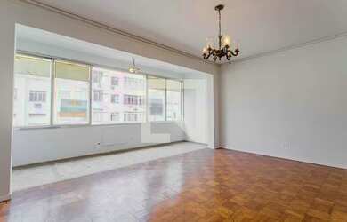 Imagem: O apartamento possui 3 Dormitórios, 2 Banheiros, 1 Vaga na