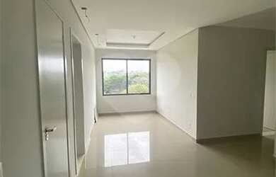 Imagem: O apartamento possui 3 Dormitórios, 2 Banheiros, 2 Vagas na