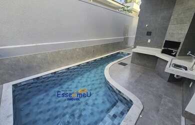 Imagem: A casa em condomínio possui 4 Dormitórios, 4 Banheiros, 4