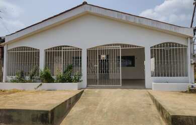 Imagem: Vende, Troca, Aluga, toda no porcelanato Conj Jamari