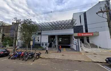 Imagem: O depósito possui 2.069m² de Área e está localizado em