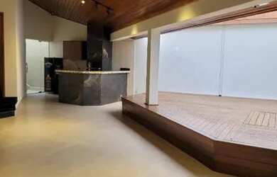 Imagem: A casa possui 3 Dormitórios, 4 Banheiros, 4 Vagas na garagem