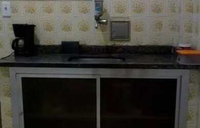 Imagem: O apartamento possui 2 Dormitórios, 1 Banheiro e 1 Vaga na