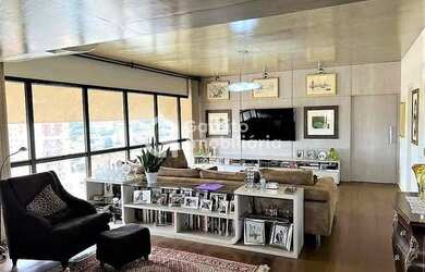 Imagem: O apartamento possui 4 Dormitórios, 4 Banheiros, 2 Vagas na