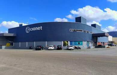 Imagem 1: Vendo Três Galpões Locados em Condomínio Fechado - Palhoça - SC