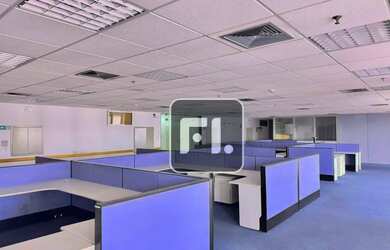 Imagem: O depósito possui 3 Vagas na garagem, 198m² de Área e está