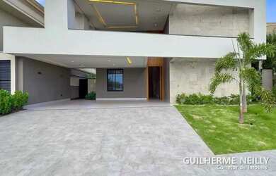 Imagem: A casa em condomínio possui 4 Dormitórios, 5 Banheiros, 4