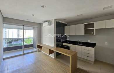 Imagem: O apartamento possui 1 Dormitório, 1 Banheiro, 1 Vaga na garagem