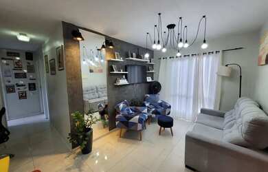 Imagem: O apartamento possui 3 Dormitórios, 1 Banheiro, 1 Vaga na garagem