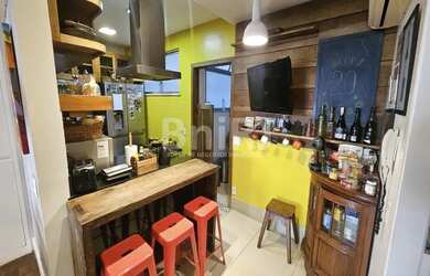 Imagem 4: RUA REDENTOR TODO REFORMADO