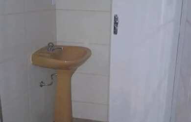 Imagem 6: Imóvel para venda com 50 metros quadrados com 2 quartos em Aterrado - Volta Redonda - RJ