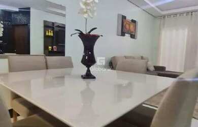 Imagem: A casa possui 2 Dormitórios, 3 Banheiros, 2 Vagas na garagem