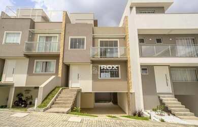 Imagem: A casa em condomínio possui 3 Dormitórios, 4 Banheiros, 2