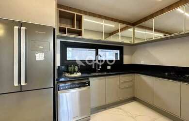 Imagem 13: Sobrado à venda, 5 quartos, 5 suítes, 2 vagas, Condomínio Sense Xangri-Lá...