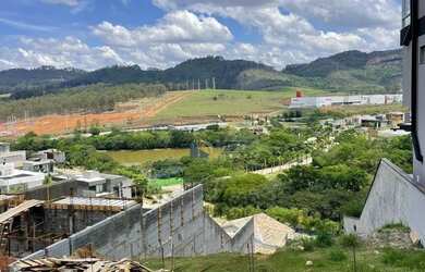 Imagem: O terreno possui 773m² de Área e está localizado em Bragança