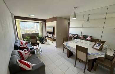 Imagem: O apartamento possui 3 Dormitórios, 1 Banheiro, 1 Vaga na garagem