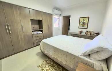 Imagem: O apartamento possui 3 Dormitórios, 3 Banheiros, 2 Vagas na