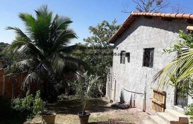 Imagem: A casa e possui 2 Dormitórios, Suítes, 1 Banheiro, 1 Vaga