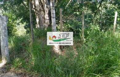 Imagem: O terreno possui 2.467m² de Área e está localizado em Vila