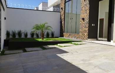 Imagem 4: Casa com lote inteiro. Piscina, Churrasqueira, Varandae187m² de Área