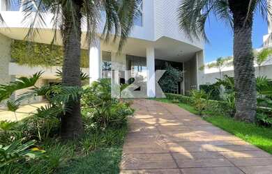 Imagem: O apartamento possui 3 Dormitórios, 4 Banheiros, 2 Vagas na