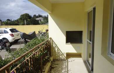 Imagem: O apartamento possui 3 Dormitórios, 1 Banheiro, 2 Vagas na