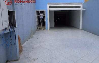 Imagem: O depósito possui 2 Vagas na garagem, 900m² de Área e está