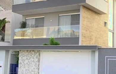 Imagem: A casa em condomínio possui 3 Dormitórios, 5 Banheiros, 4