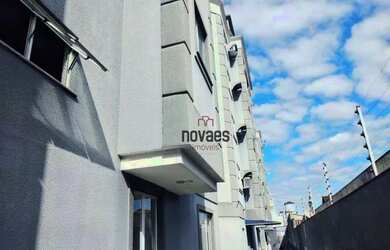 Imagem: O apartamento possui 1 Dormitório, 1 Banheiro, 1 Vaga na garagem