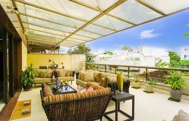 Imagem 12: Cobertura linda Jardim Oceânico para aluguel e venda possui 360 metros quadrados com 4 qua