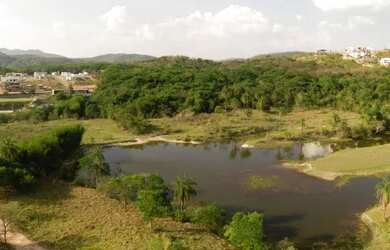 Imagem: O terreno possui 1.000m² de Área e está localizado em Teixeirinha