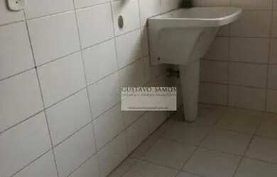 Imagem 14: Excelente apartamento. Ótima localização. 3 dormitórios, sendo 1 suíte,...