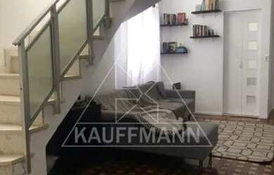 Imagem: A casa possui 3 Dormitórios, 3 Banheiros, 2 Vagas na garagem