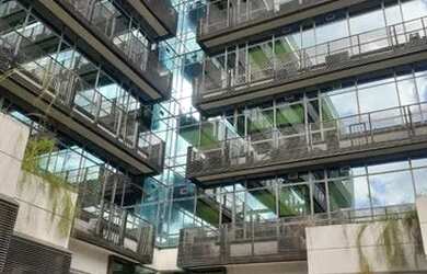 Imagem: O depósito possui 1 Vaga na garagem, 26m² de Área e está