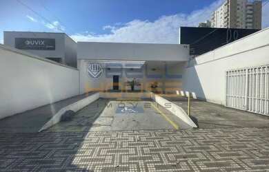 Imagem: O depósito possui 3 Vagas na garagem, 356m² de Área e está