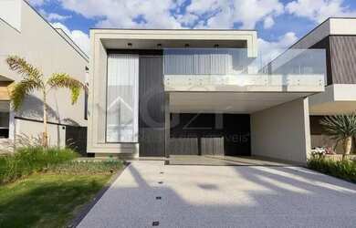 Imagem: A casa em condomínio possui 4 Dormitórios, 5 Banheiros, 4